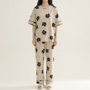 Women’s Soft Fabric Pajama Set – Style 083