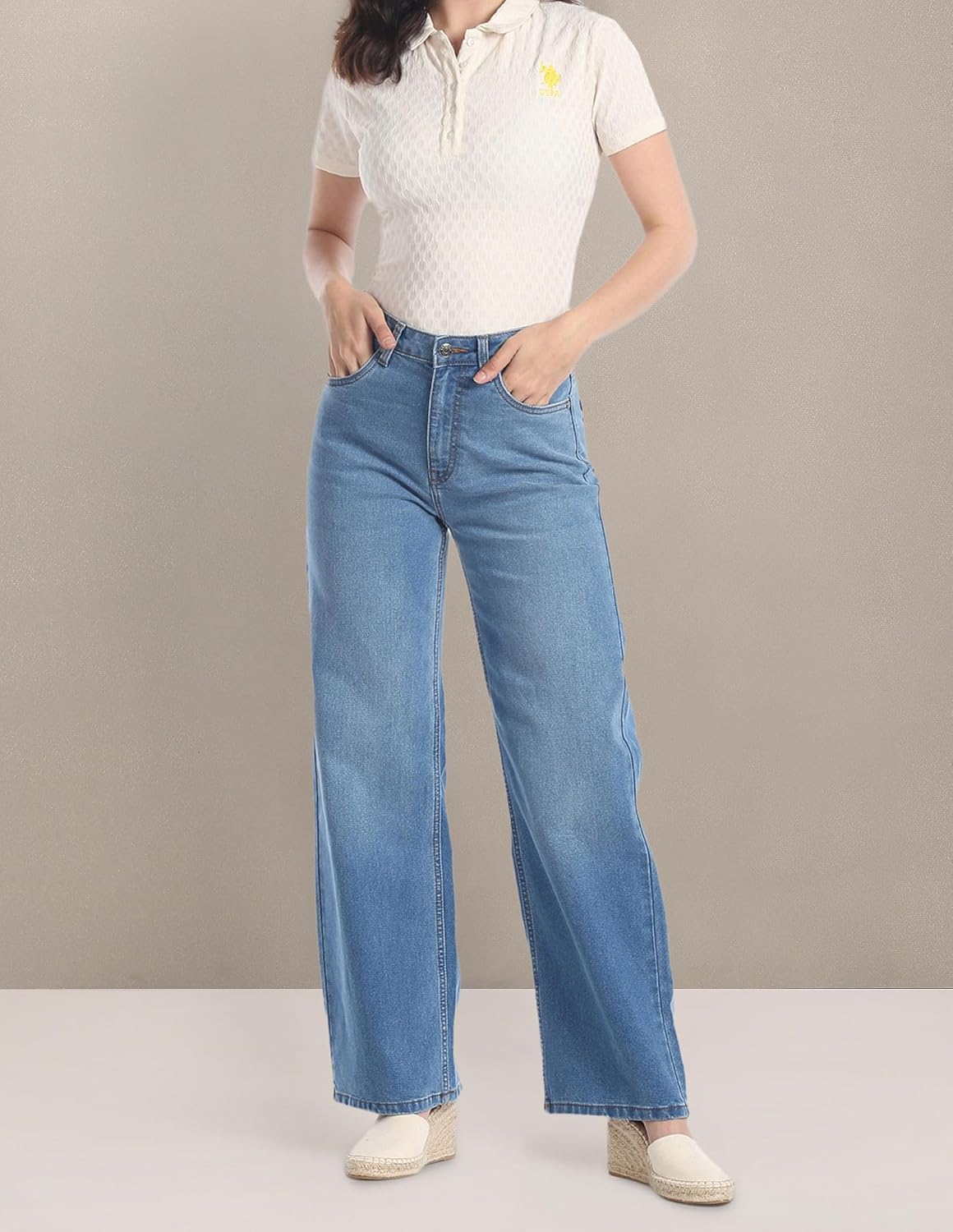 Women Classic Fit Denim Jeans - Image 2