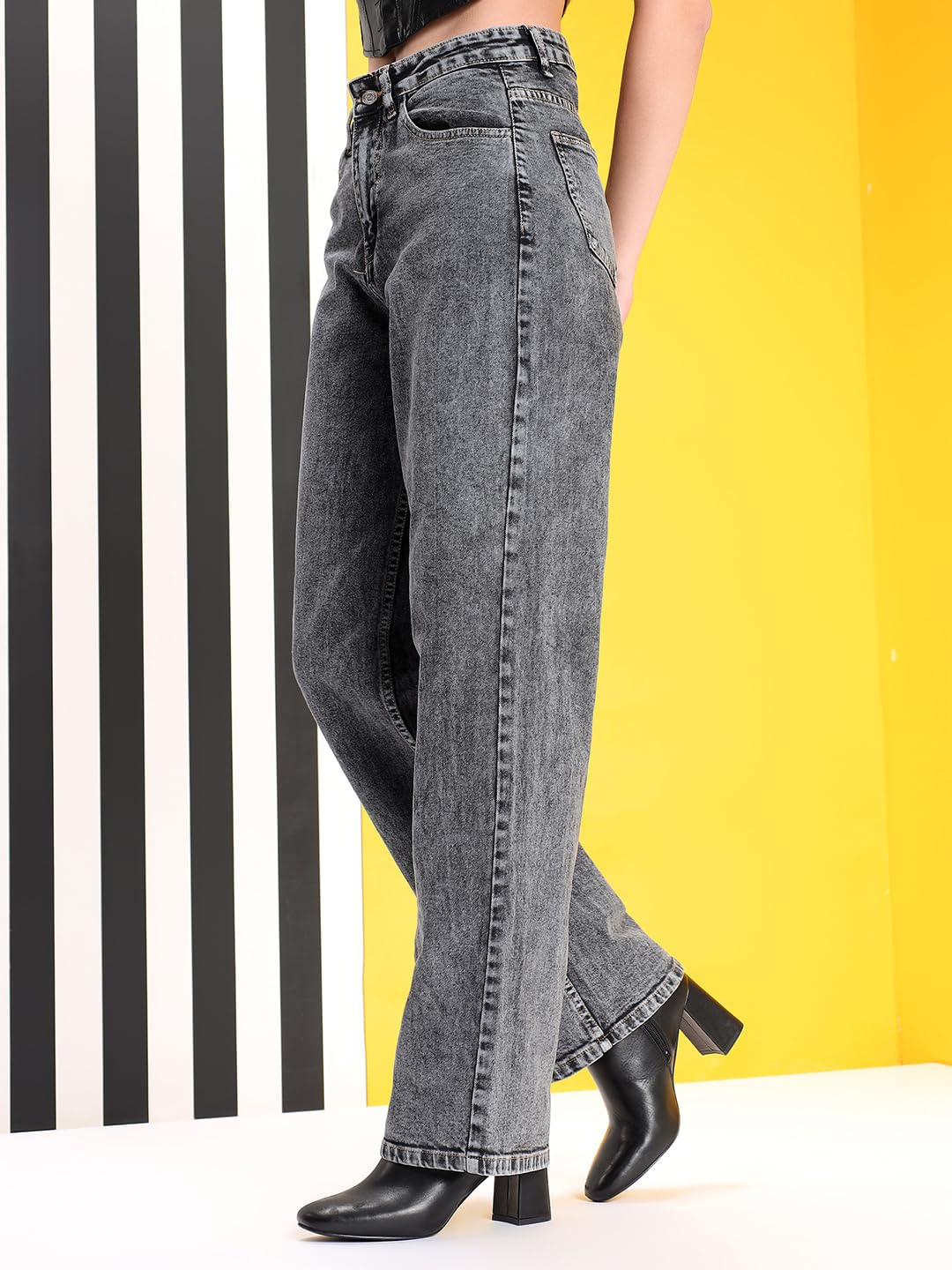 Women High-Rise Straight Leg Jeans - Image 16