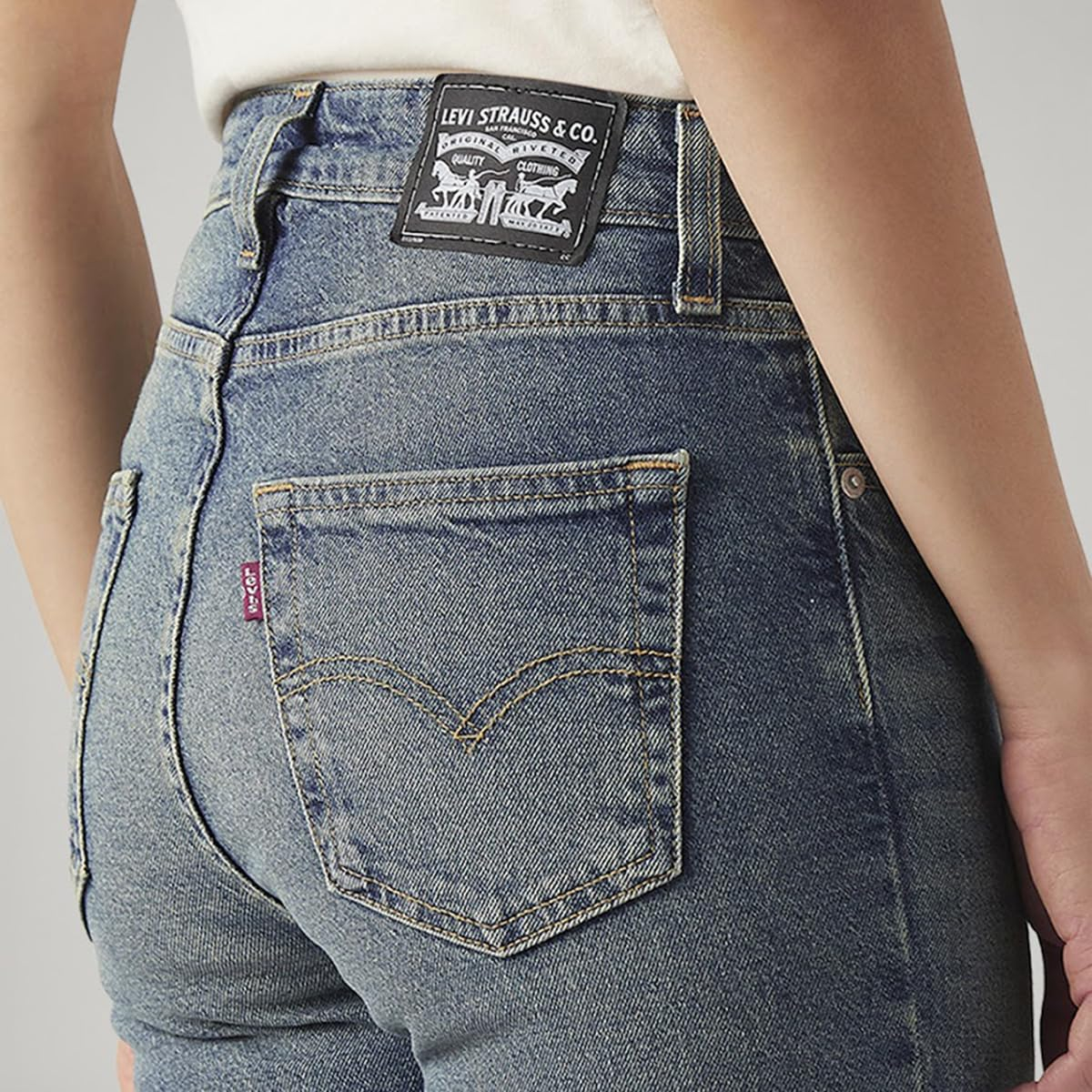 Women High-Rise Flared Fit Jeans - Image 19