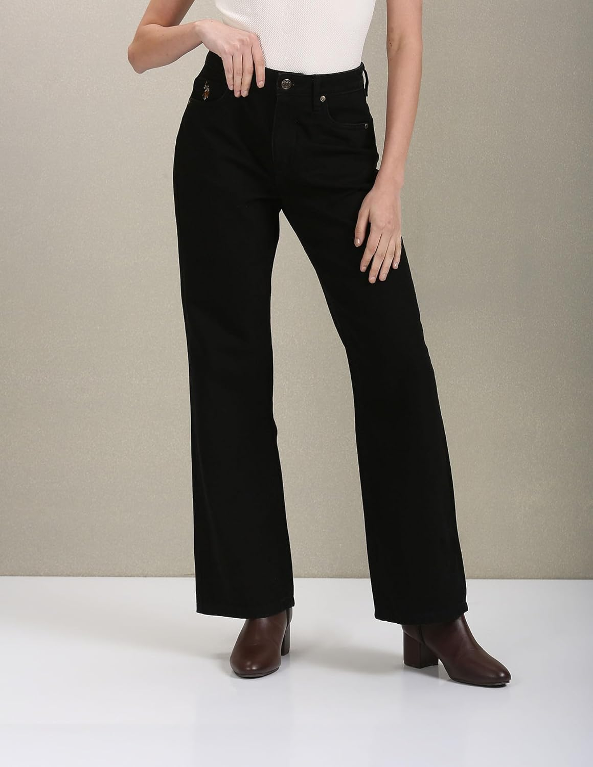 Women High-Rise Regular Fit Jeans - Image 2