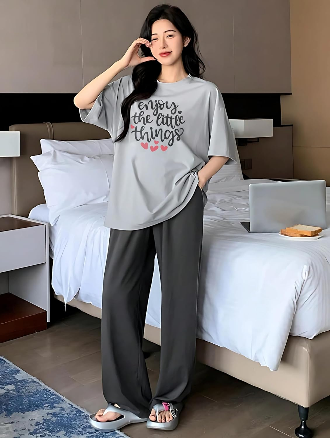 Women Round Neck Printed Nightsuit Set - Image 5