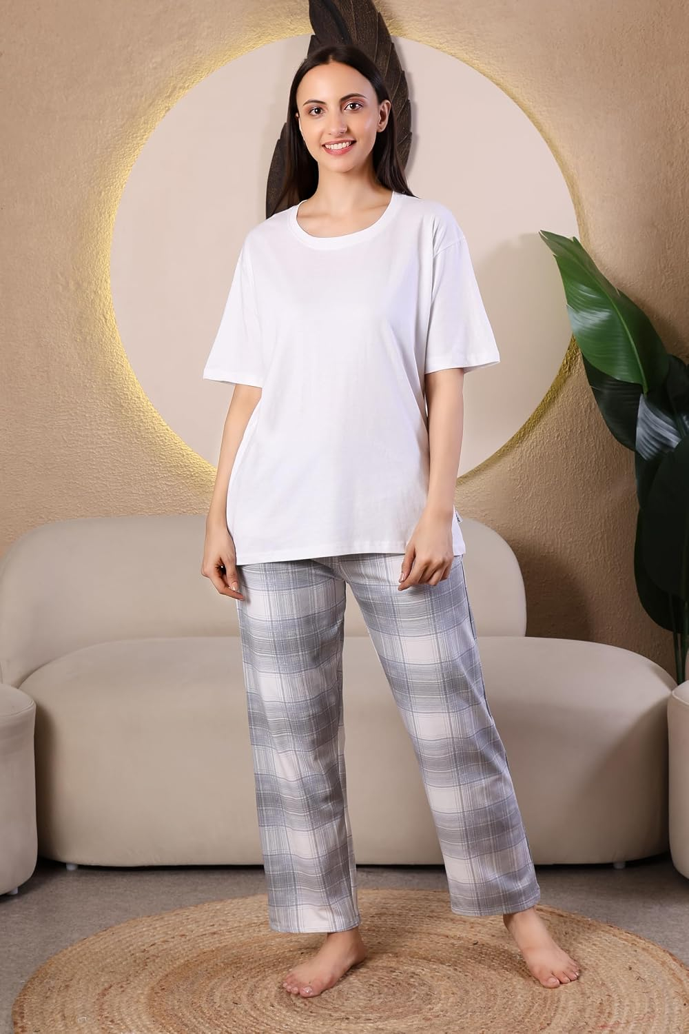 Women Round Neck Printed Nightsuit Set - Image 44