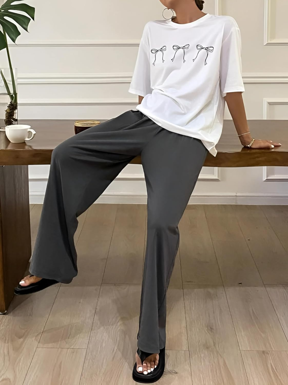 Women Round Neck Printed Nightsuit Set - Image 80