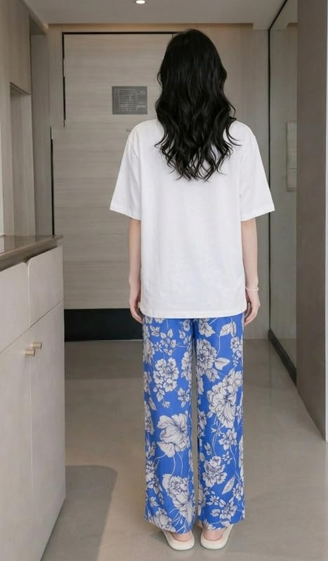 Women Round Neck Printed Nightsuit Set - Image 87