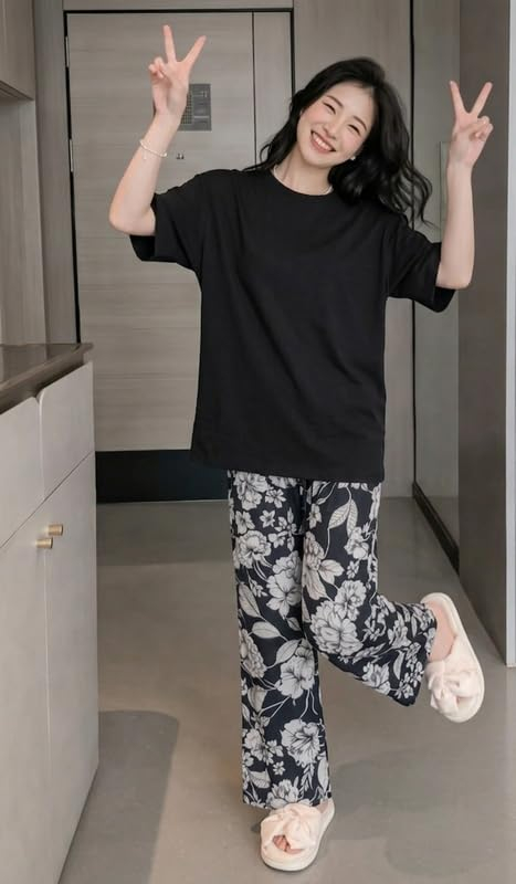 Women Round Neck Printed Nightsuit Set - Image 129