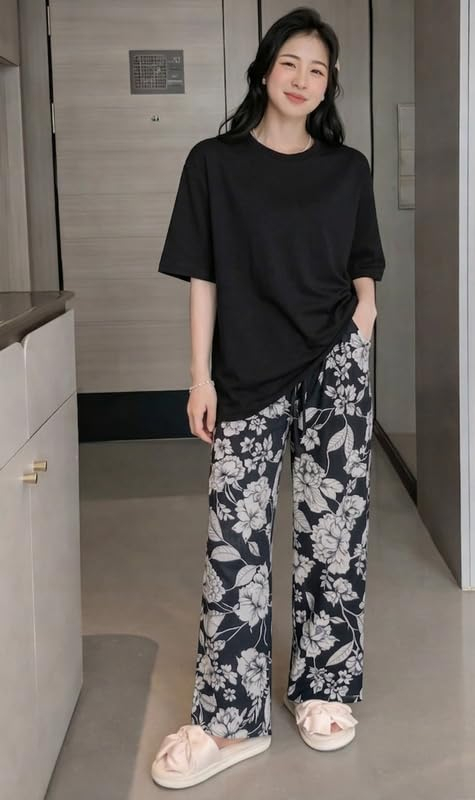 Women Round Neck Printed Nightsuit Set - Image 130